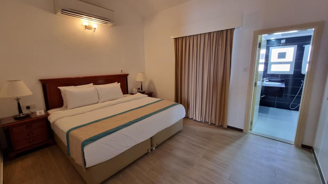 Holiday Beach Resort Dibba Bagian luar foto